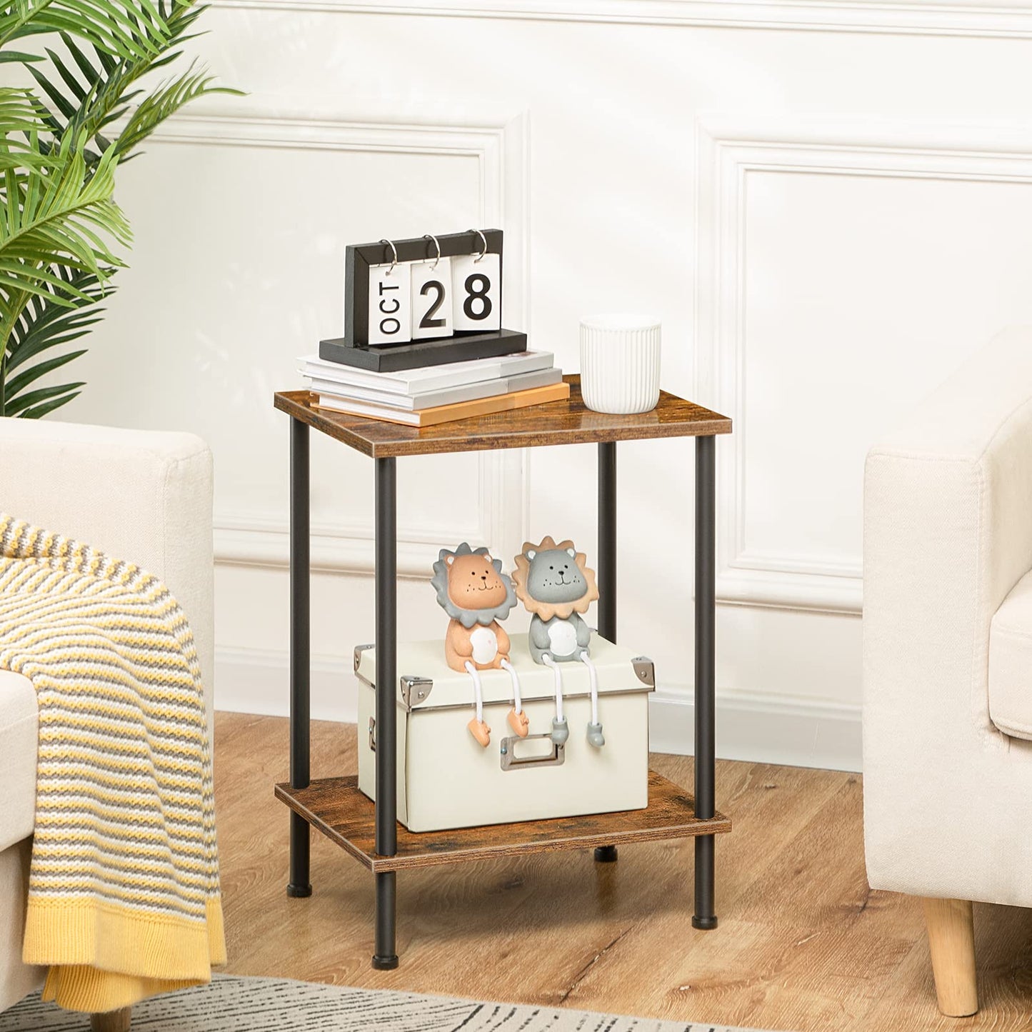 HOOBRO Small Side Table with Shelves