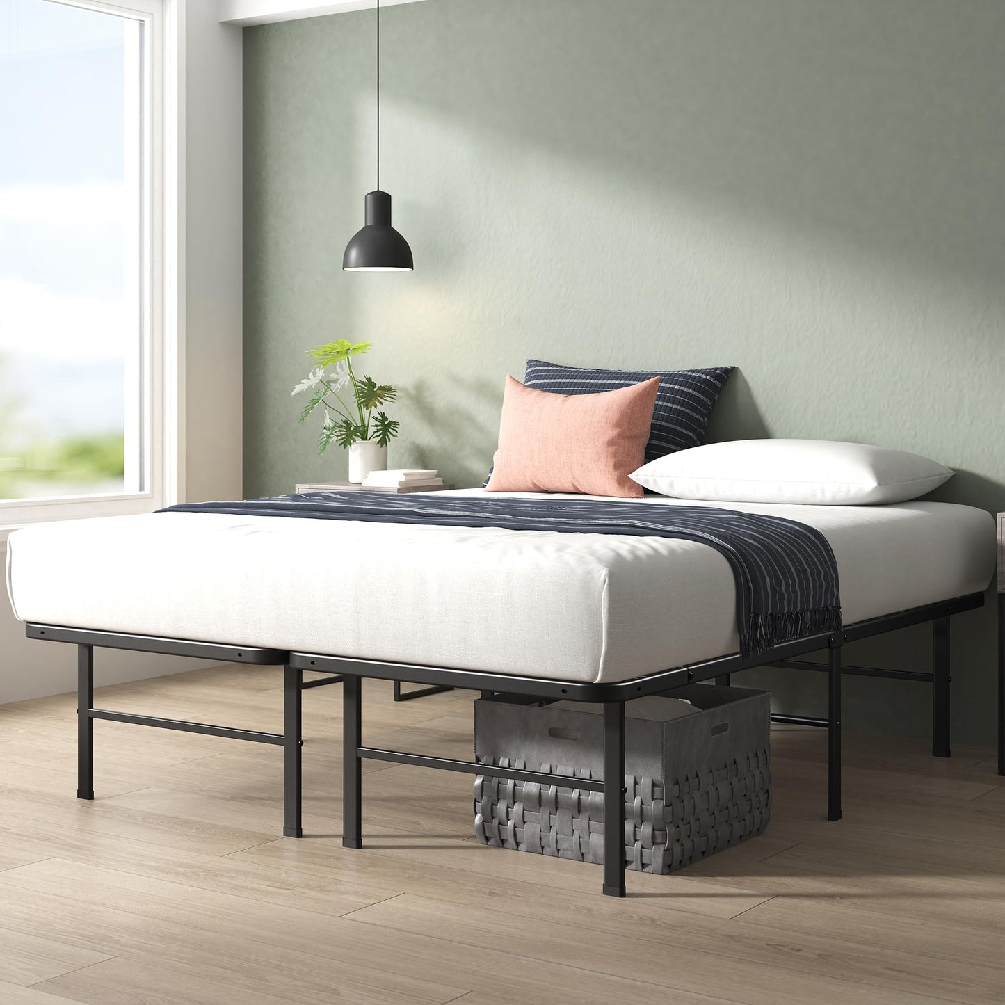 ZINUS Rumi Full Metal Bed Frame