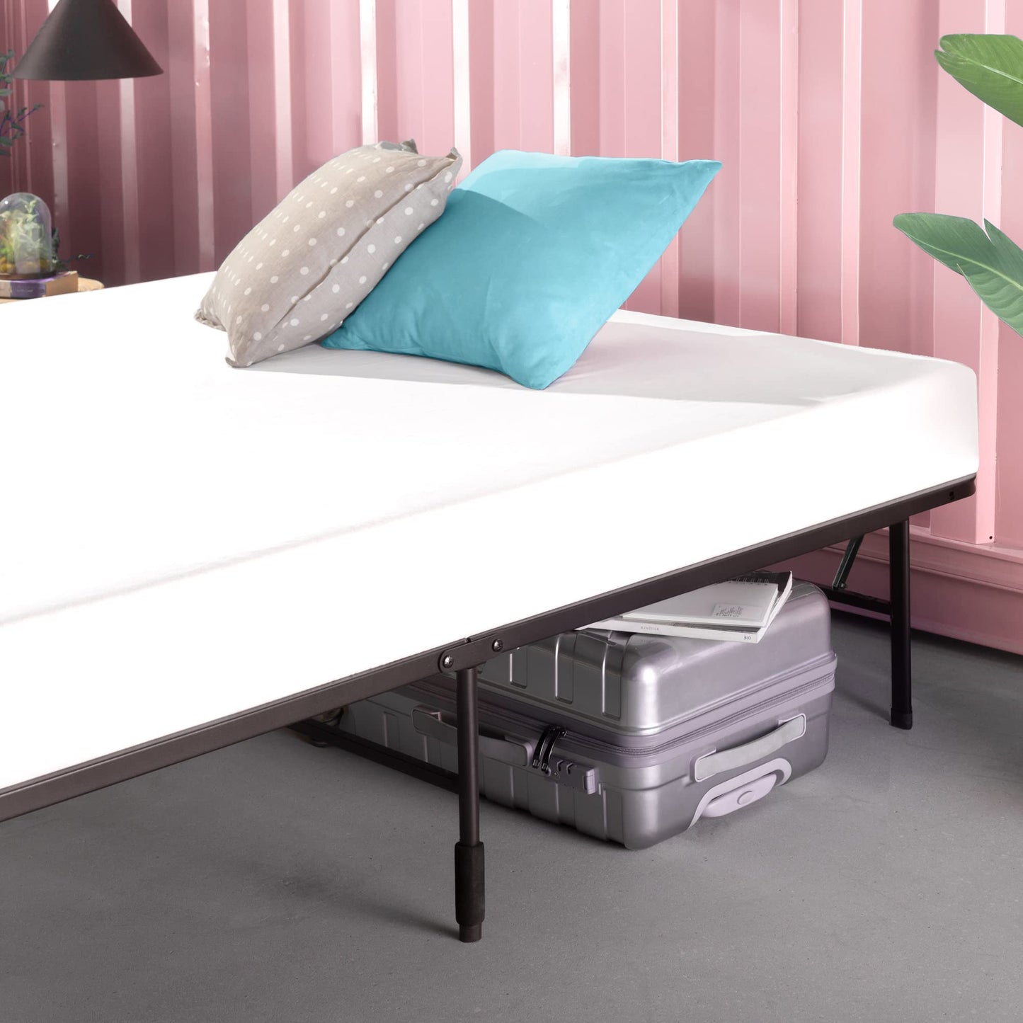 ZINUS Rumi Full Metal Bed Frame